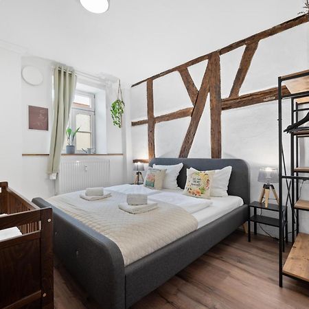 Backhome - Business&Family - Fantastische Schlosslage, Smarttv, Netflix, 50Qm, 24H Checkin - Apartment 1 Ludwigsburg Exterior photo