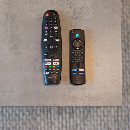 Backhome - Business&Family - Fantastische Schlosslage, Smarttv, Netflix, 50Qm, 24H Checkin - Apartment 1 Ludwigsburg Exterior photo