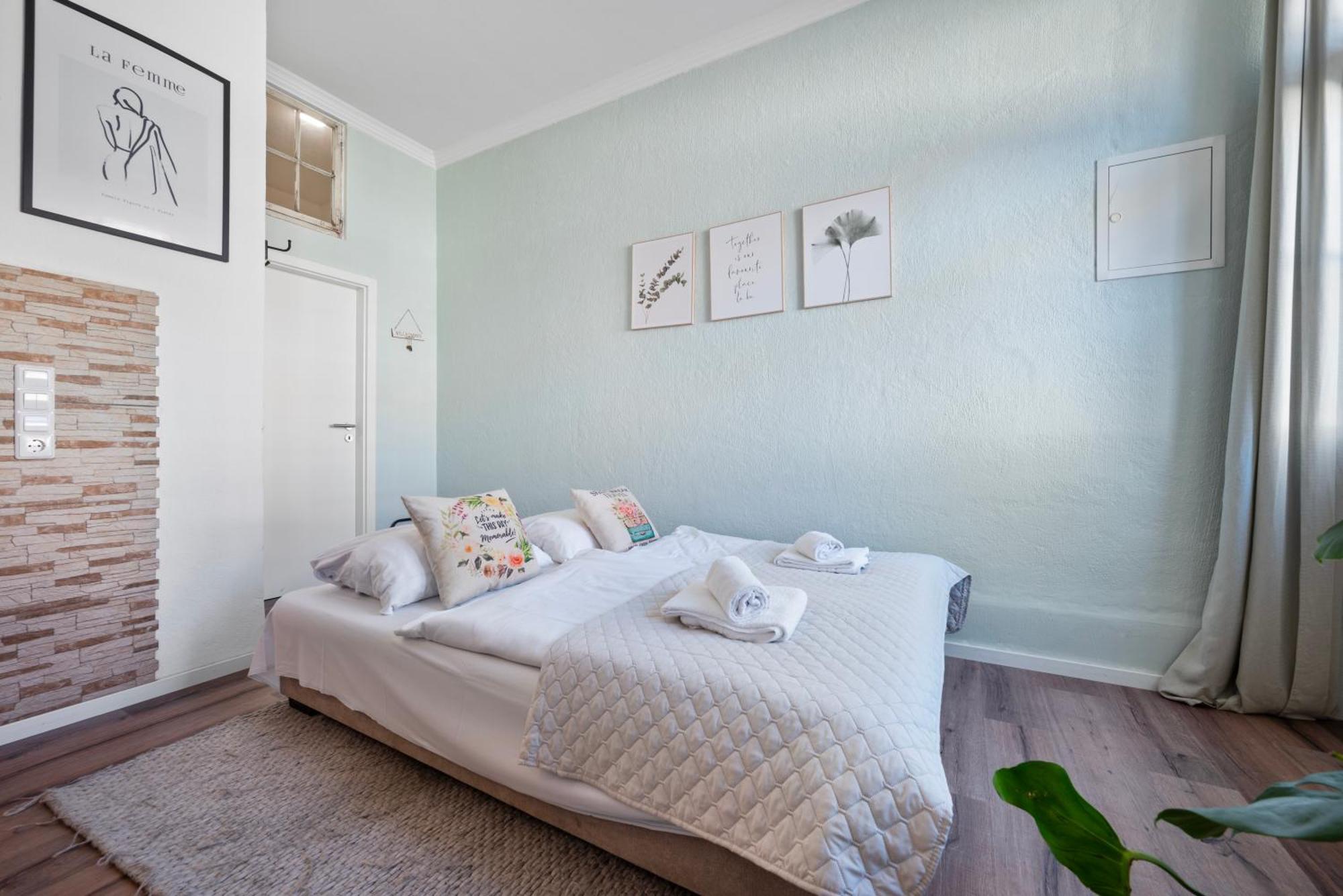 Backhome - Business&Family - Fantastische Schlosslage, Smarttv, Netflix, 50Qm, 24H Checkin - Apartment 1 Ludwigsburg Exterior photo