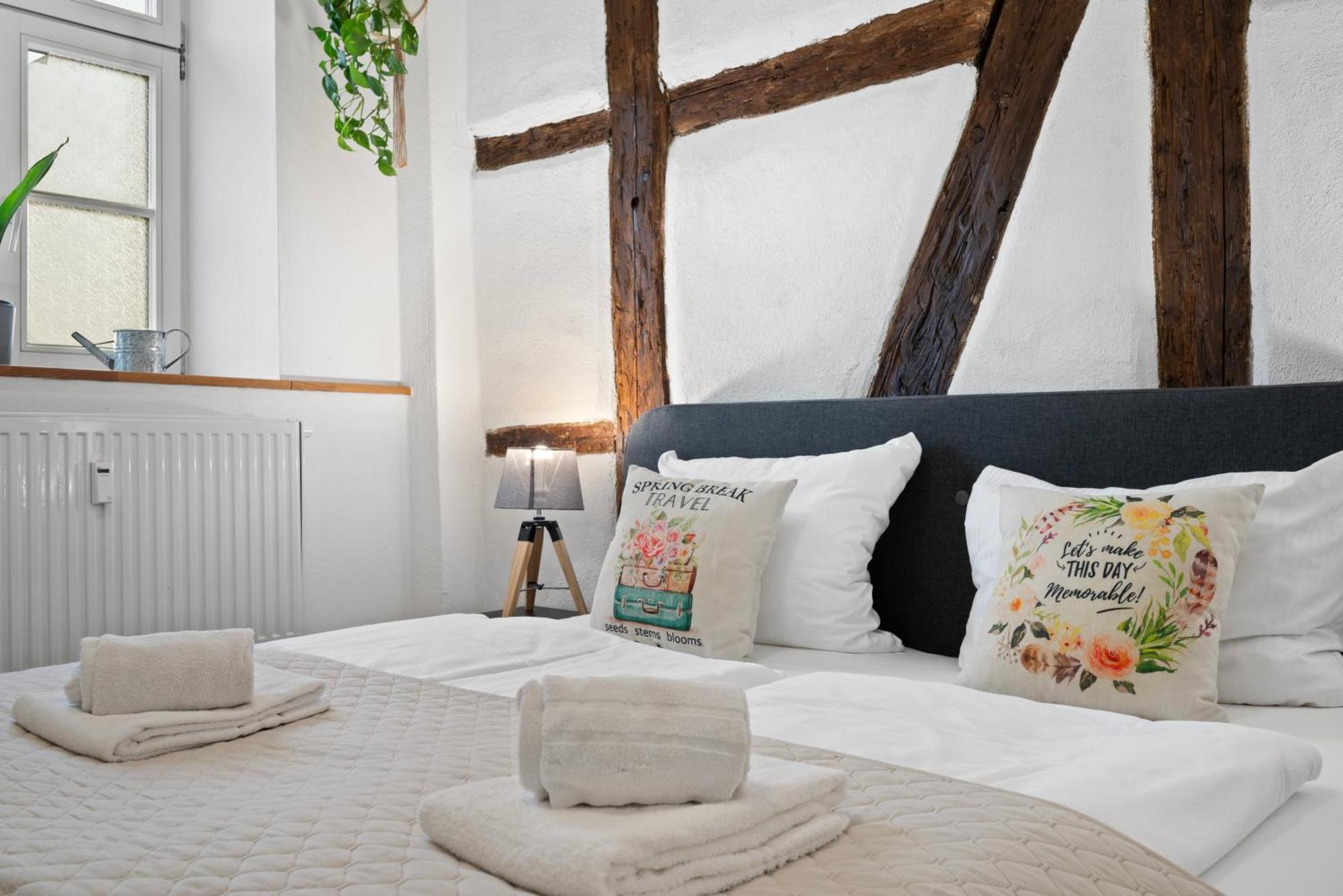 Backhome - Business&Family - Fantastische Schlosslage, Smarttv, Netflix, 50Qm, 24H Checkin - Apartment 1 Ludwigsburg Exterior photo